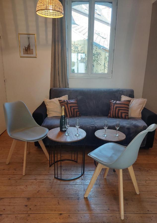 Les Belles Terrasses Dieppe ,3 Appartements , Le Vegetal De 1 A 8 Personnes , Le Tropical De 1 A 6 Personnes , Le Floral Avec Terrasse De 1 A 3 Personnes , Quartier Calme Au Stationnement Gratuit A Cote De L'Avenue Verte Zewnętrze zdjęcie