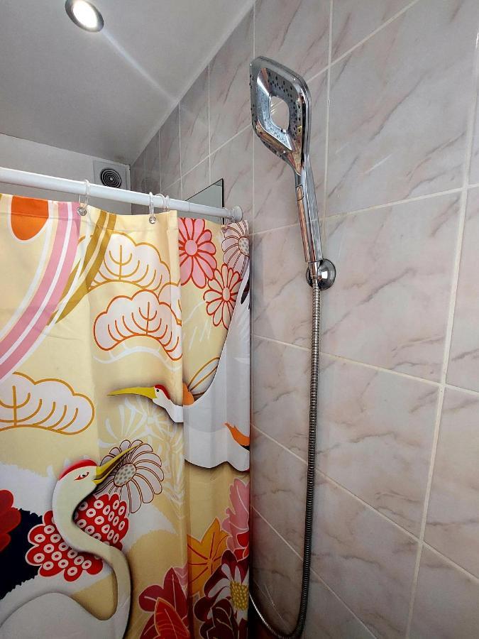 Les Belles Terrasses Dieppe ,3 Appartements , Le Vegetal De 1 A 8 Personnes , Le Tropical De 1 A 6 Personnes , Le Floral Avec Terrasse De 1 A 3 Personnes , Quartier Calme Au Stationnement Gratuit A Cote De L'Avenue Verte Zewnętrze zdjęcie