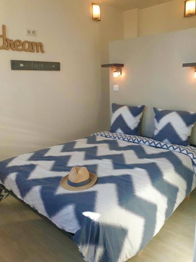 Les Belles Terrasses Dieppe ,3 Appartements , Le Vegetal De 1 A 8 Personnes , Le Tropical De 1 A 6 Personnes , Le Floral Avec Terrasse De 1 A 3 Personnes , Quartier Calme Au Stationnement Gratuit A Cote De L'Avenue Verte Zewnętrze zdjęcie